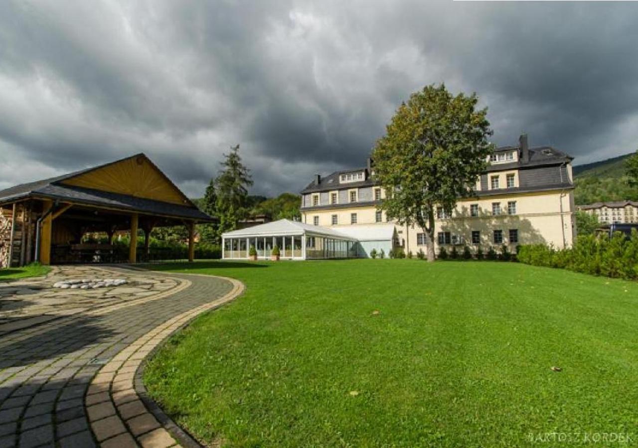 Hotel Alpin ชเจอร์ค ภายนอก รูปภาพ
